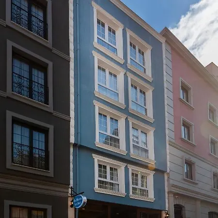 Blue Marmara Hotel 4*