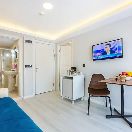 Blue Marmara Szálloda 4*