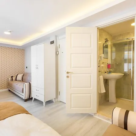 فندق Blue Marmara 2*